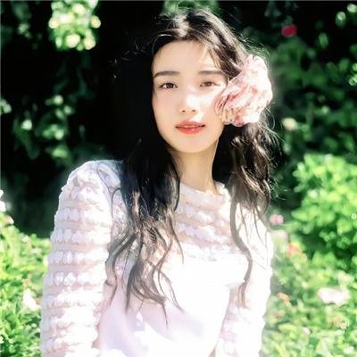 索女·丧尸·机关枪